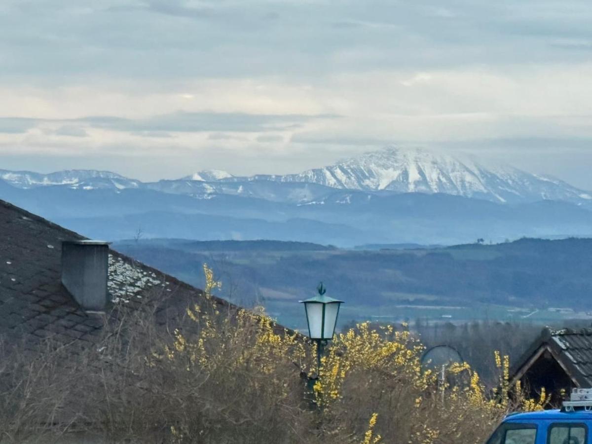 Ferienwohnung Urlaub In Schlossnaehe Artstetten Exterior foto